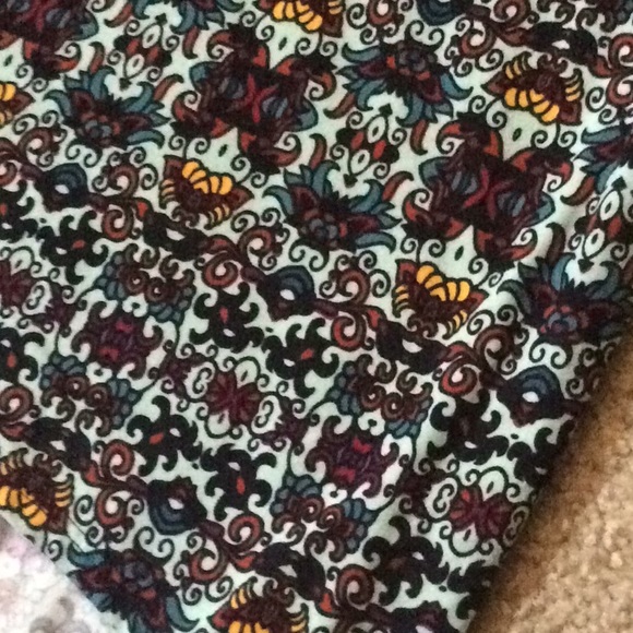 Lularoe Irma top size XXS - Picture 5 of 9